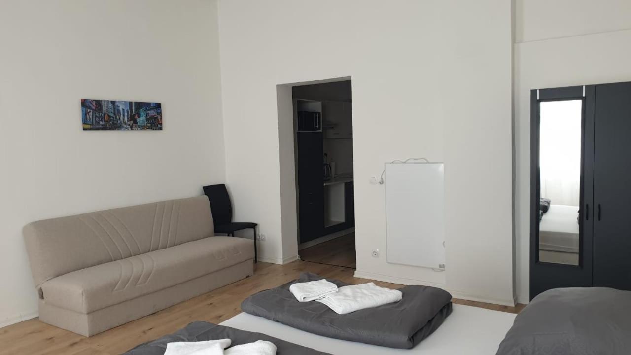 Apolo 3 Appartement Chemnitz Buitenkant foto